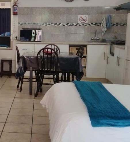 La Rochelle Inn Richards Bay Exterior foto